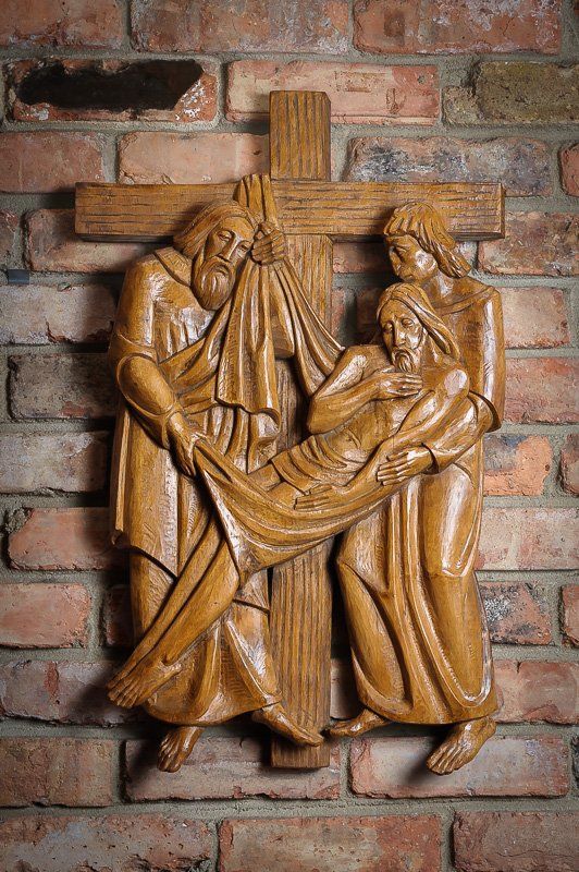 Episcopal Church of the Redeemer Stations of the Cross carvings