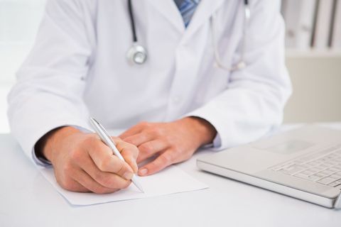 medico dermatologo