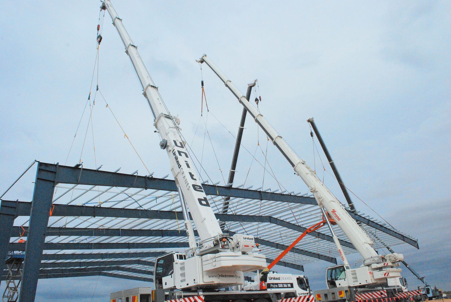 95T Liebherr All Terrain Crane - Dual Lift - Steel Erection