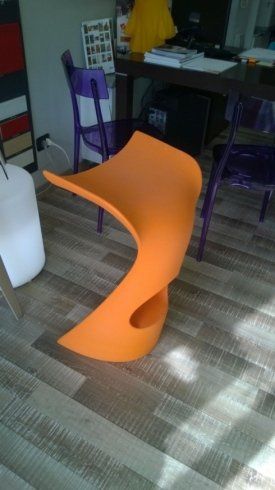 sedia di design in plastica