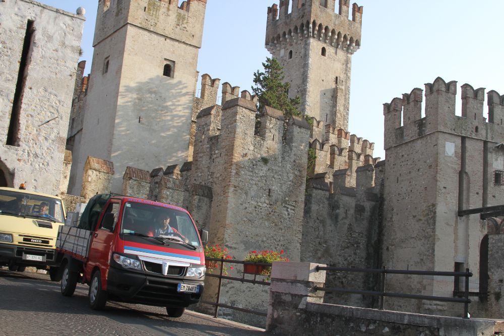furgone per traslochi nel centro città