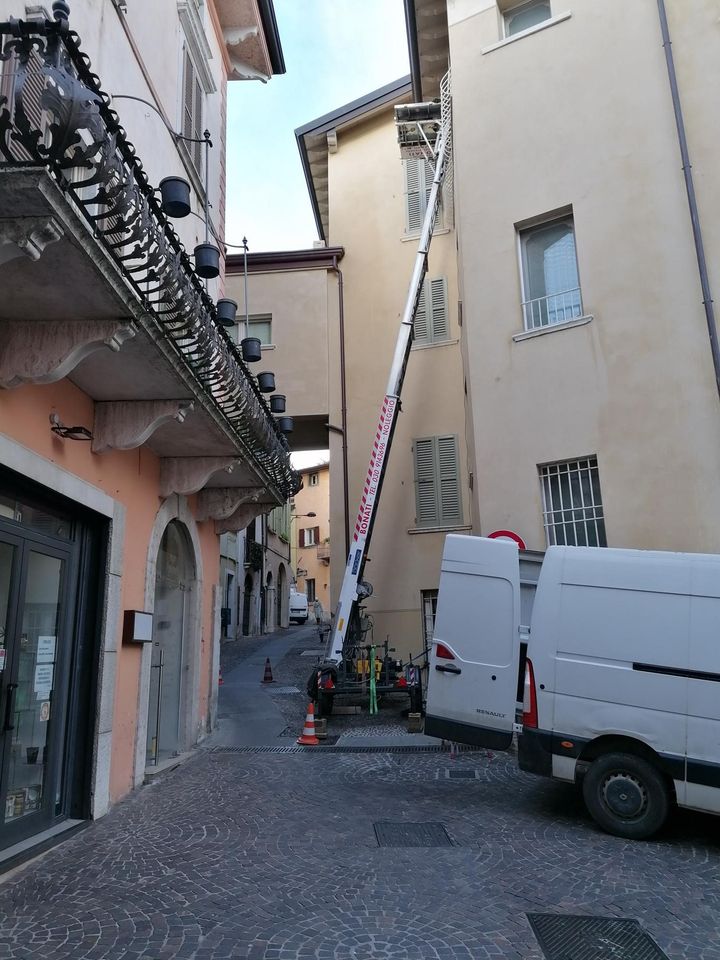 mezzo della ditta per traslochi