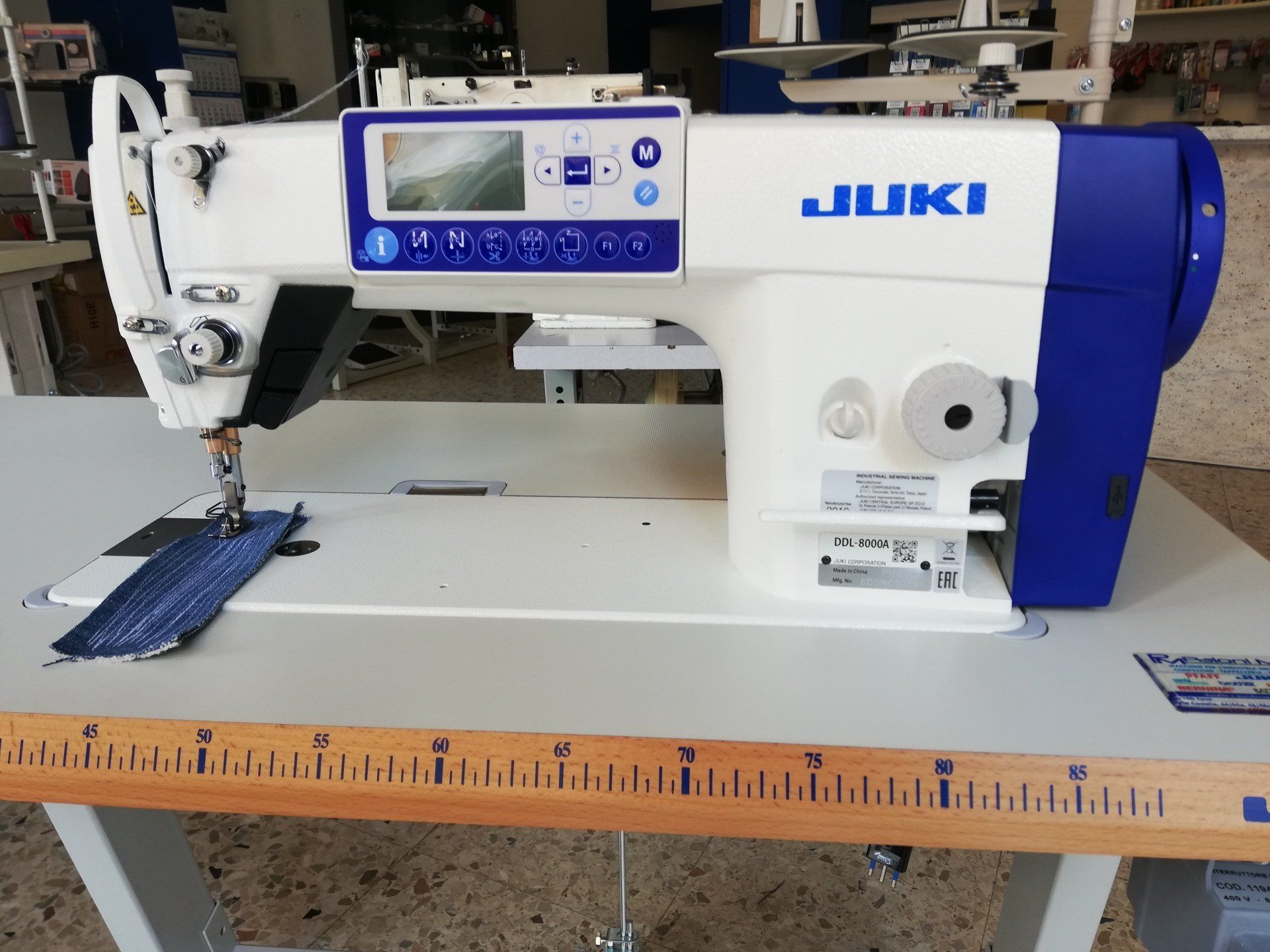 JUKI8000A