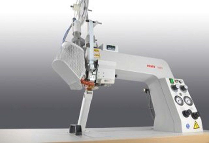 PFAFF 8303