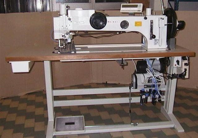 macchina da cucire professionale