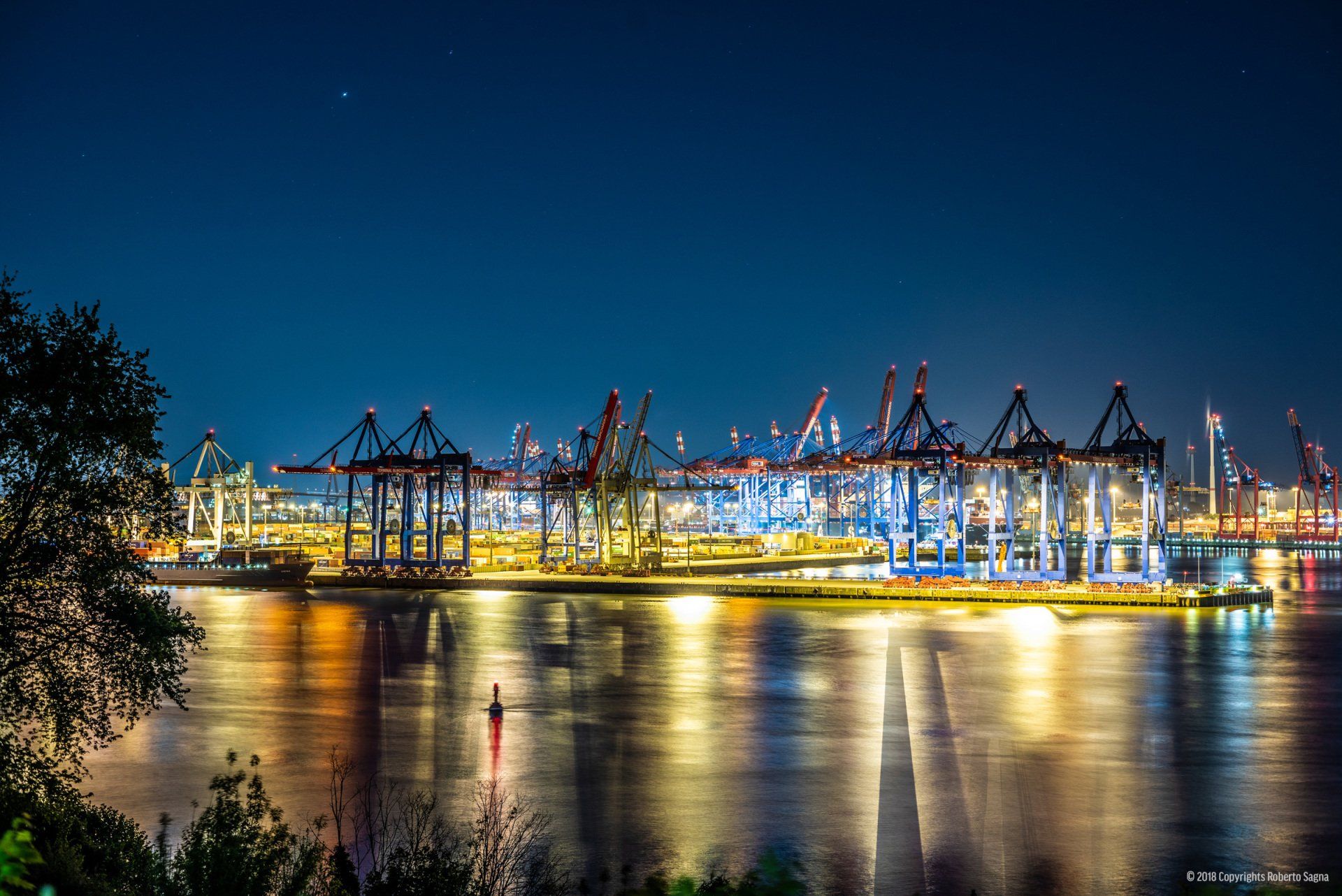 Burkhardkai Hamburg – Hafenfotografie