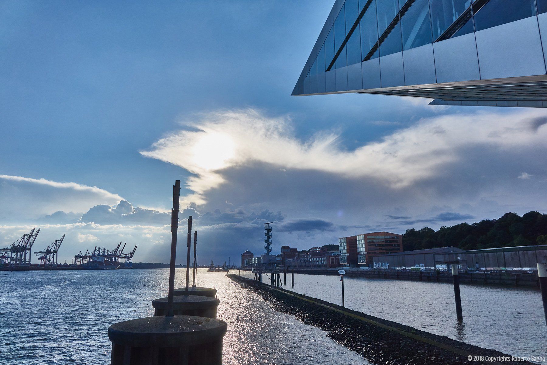 Dockland Hamburg - Hafenfotografie