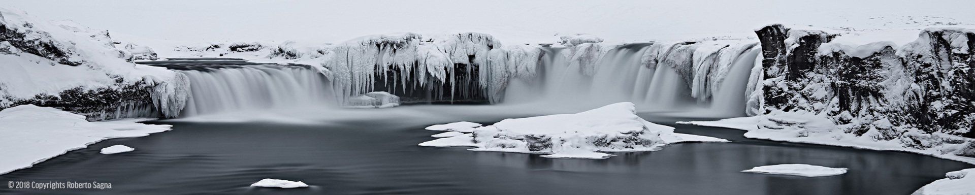 Godafoss  Wasserfall Island – Schwarzweiß-Fotografie