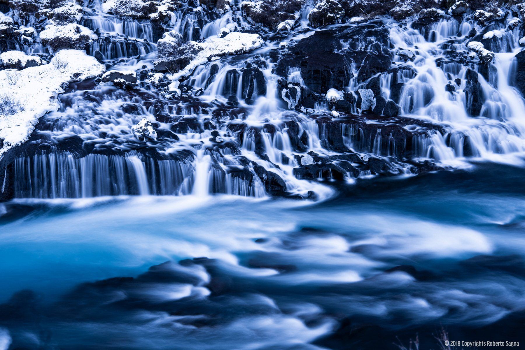 Hraunfossar Wasserfall Island – Landschaftsfotografie