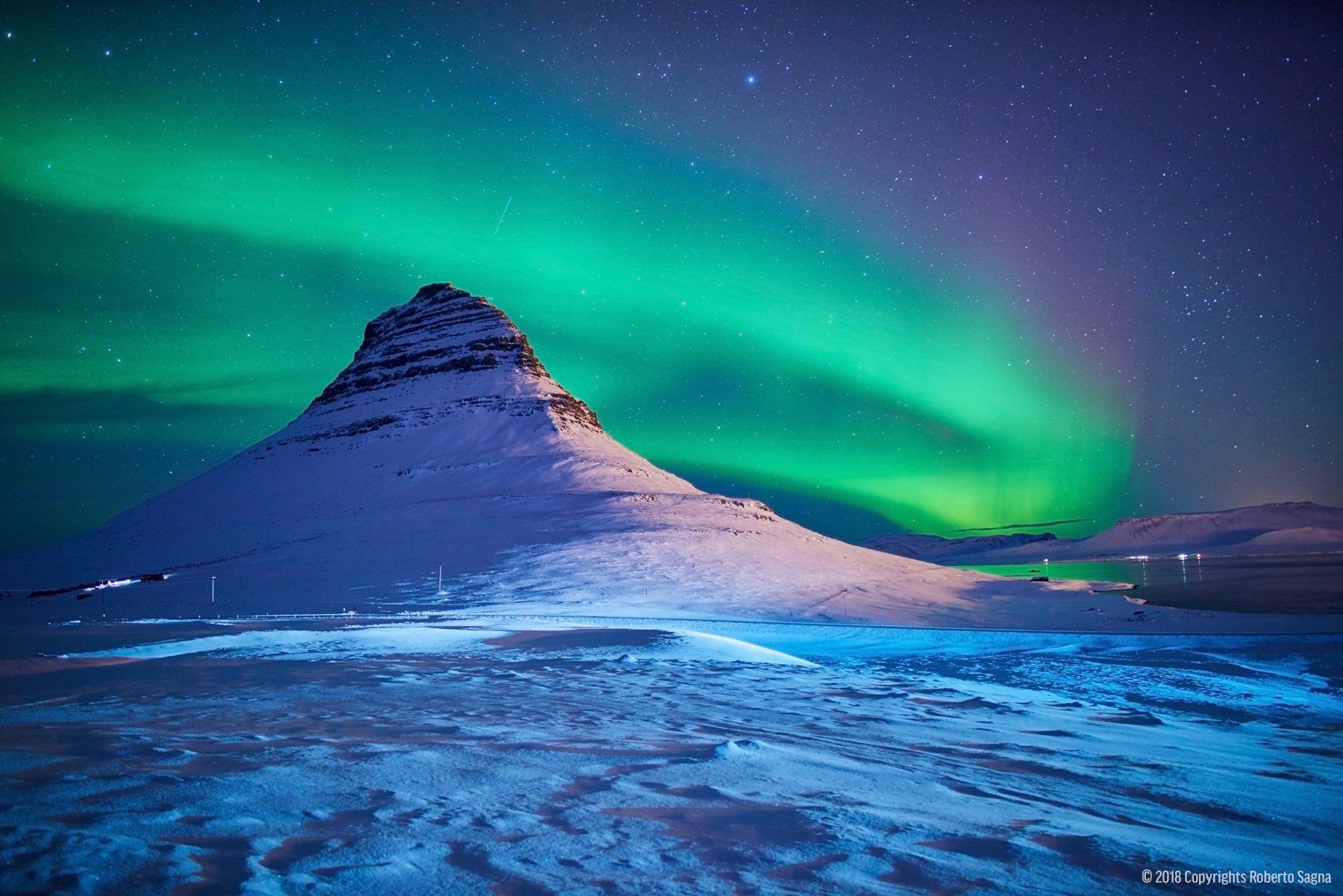 Kirkjufell Island Polarlichter #2 – Landschaftsfotografie