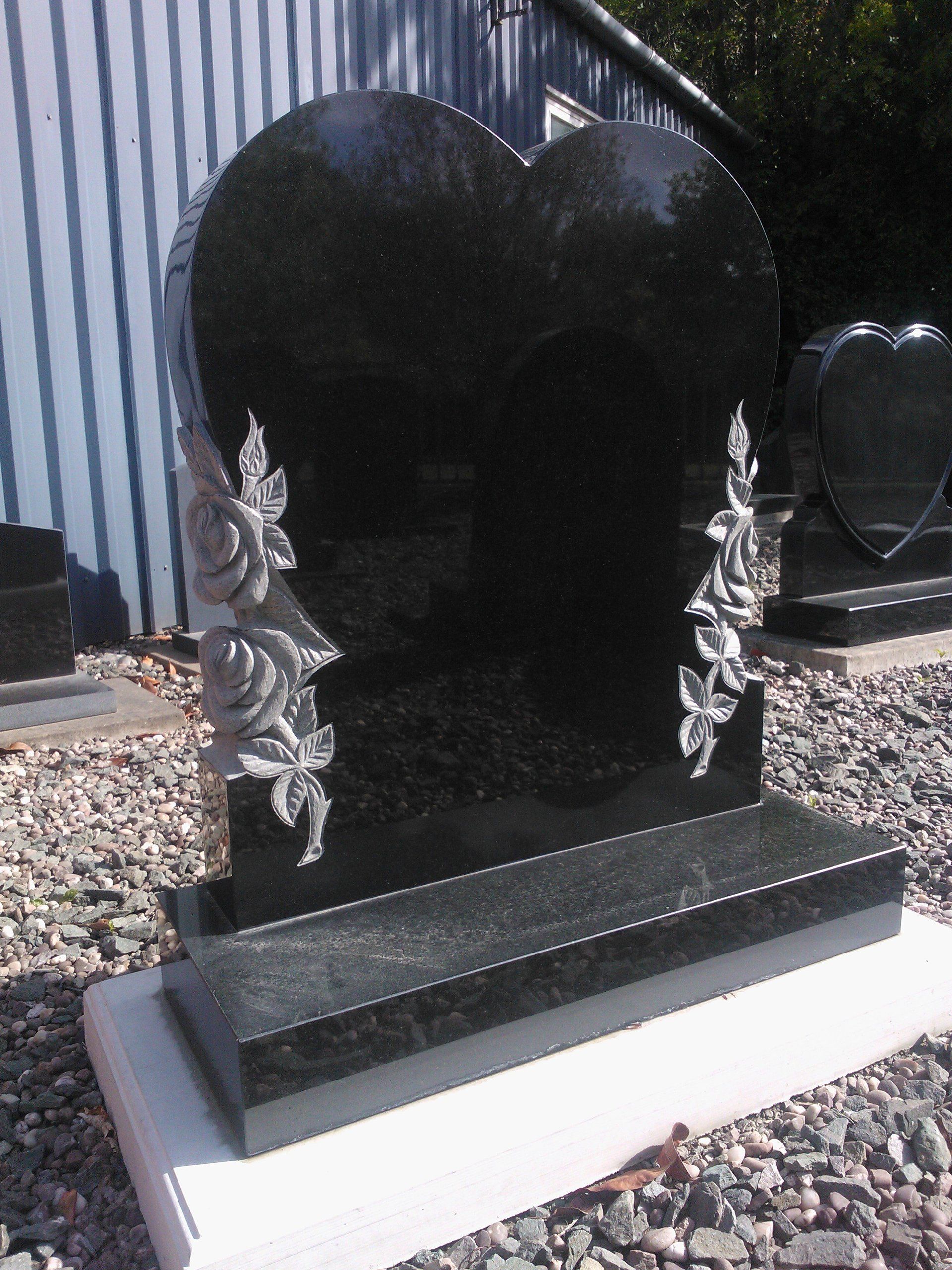 Black Granite Bingham Heart