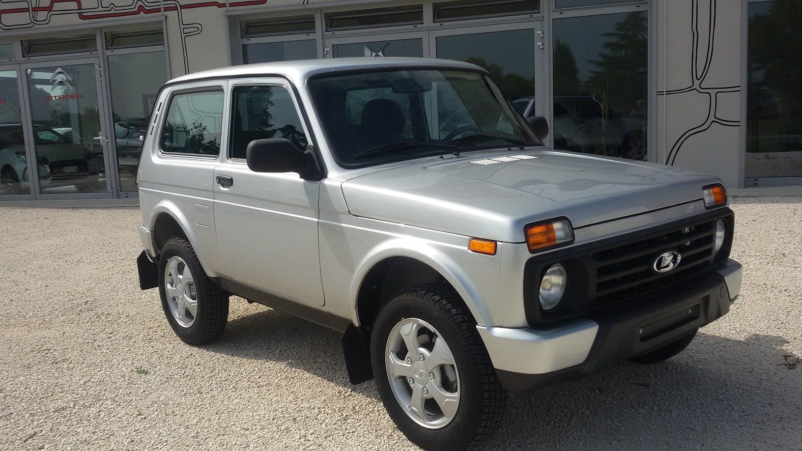 autosalone faenza