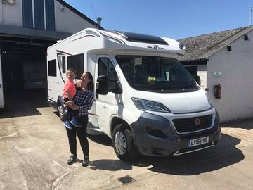 motorhome hire, motorhome rental, campervan hire, campervan rental,  uk, europe, festival, holiday, camping