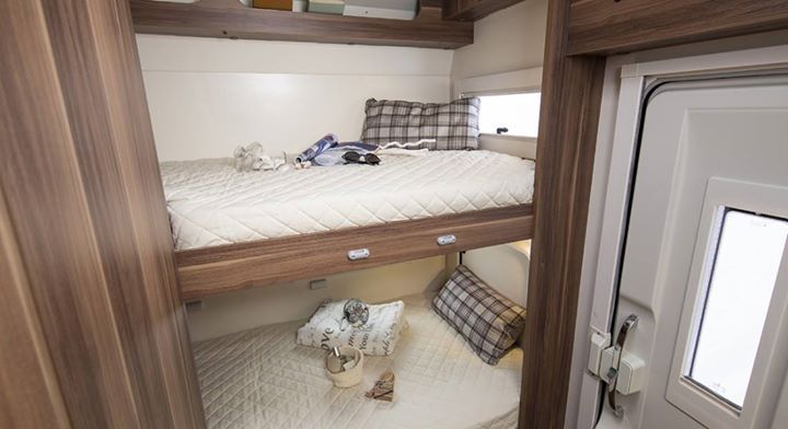 hire a motorhome for festival, holidays, auto roller 707 uk, london, essex, kent