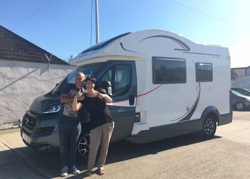 motorhome hire, motorhome rental, campervan hire, campervan rental,  uk, europe, festival, holiday, camping