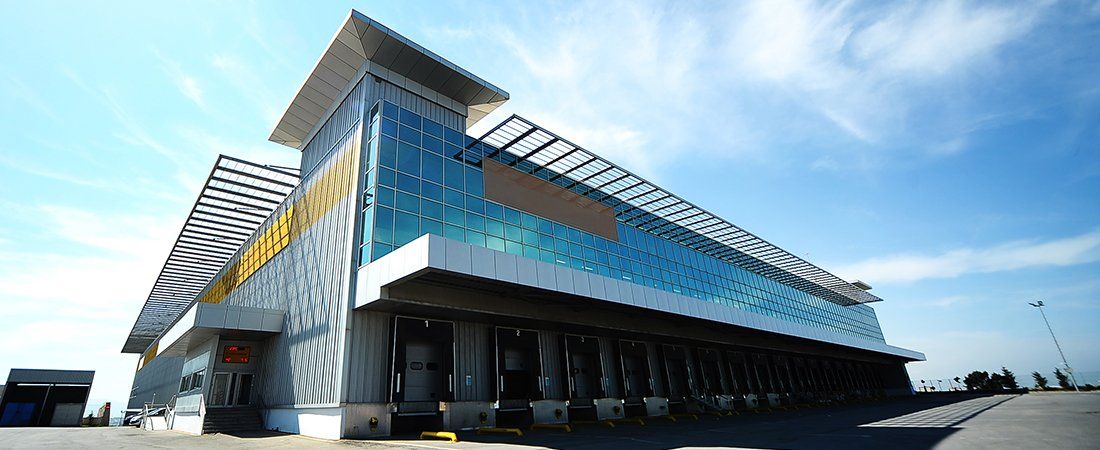 Industrial Warehouse Exterior | Buck Shepard Associates