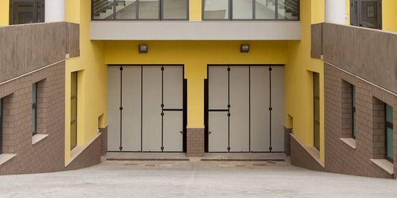 porte per capannoni industriali