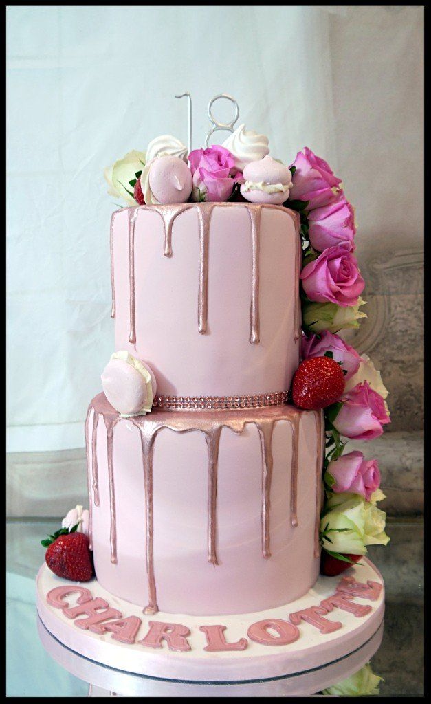 birthday cake with frsh flowers