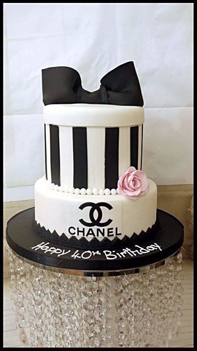 classic chanel cake