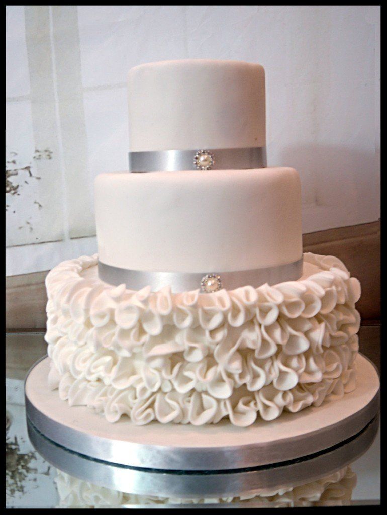 3 tier birthday cake
