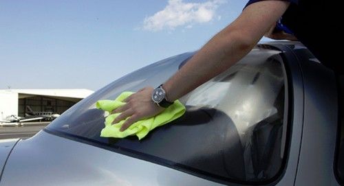 aircraft windshield cleaning aircraft windshield cleaning