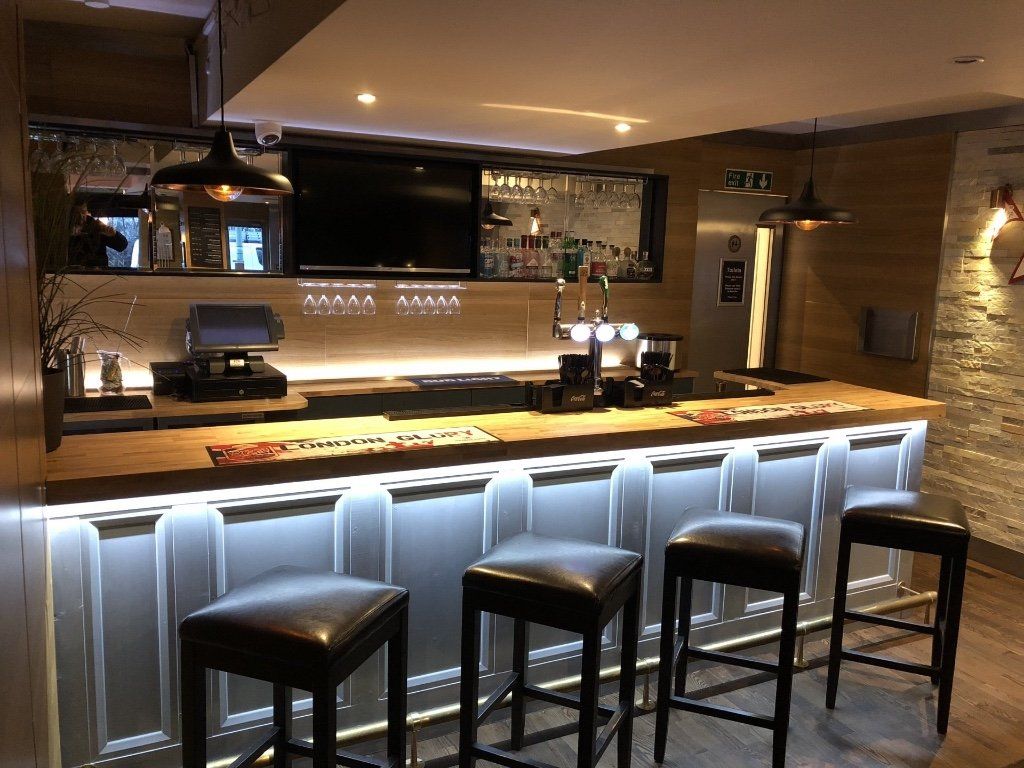 The Wolf Inn, photo 3