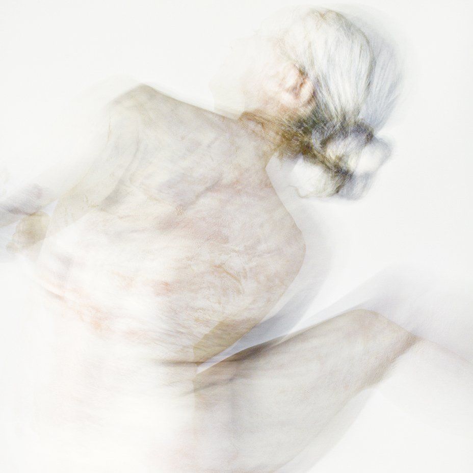 femme peinte