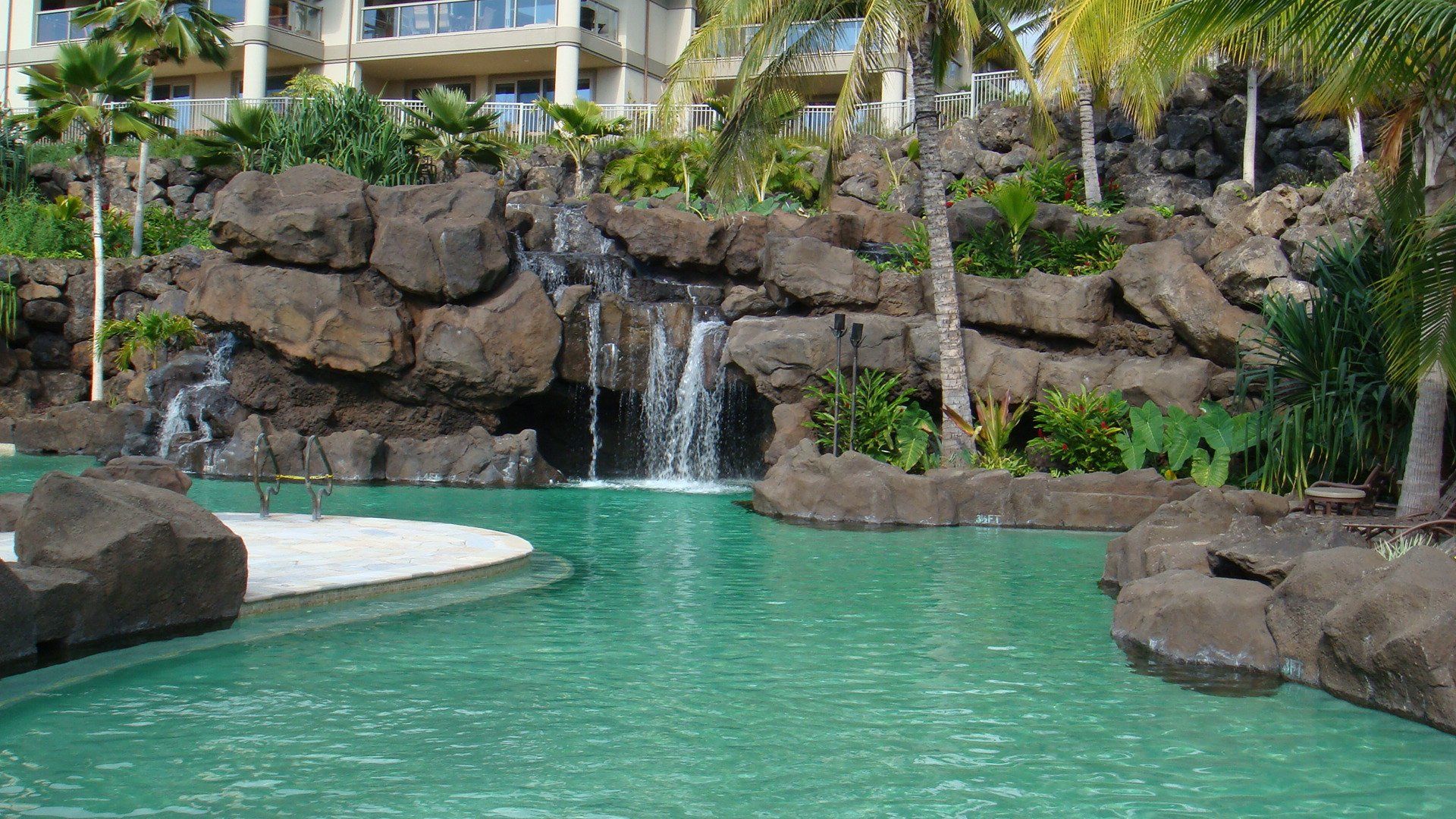 Large Pool - Oahu HI - Pacific AquaScapes