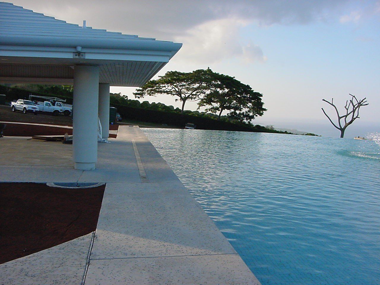 Pool Area in Sunset - Oahu HI - Pacific AquaScapes