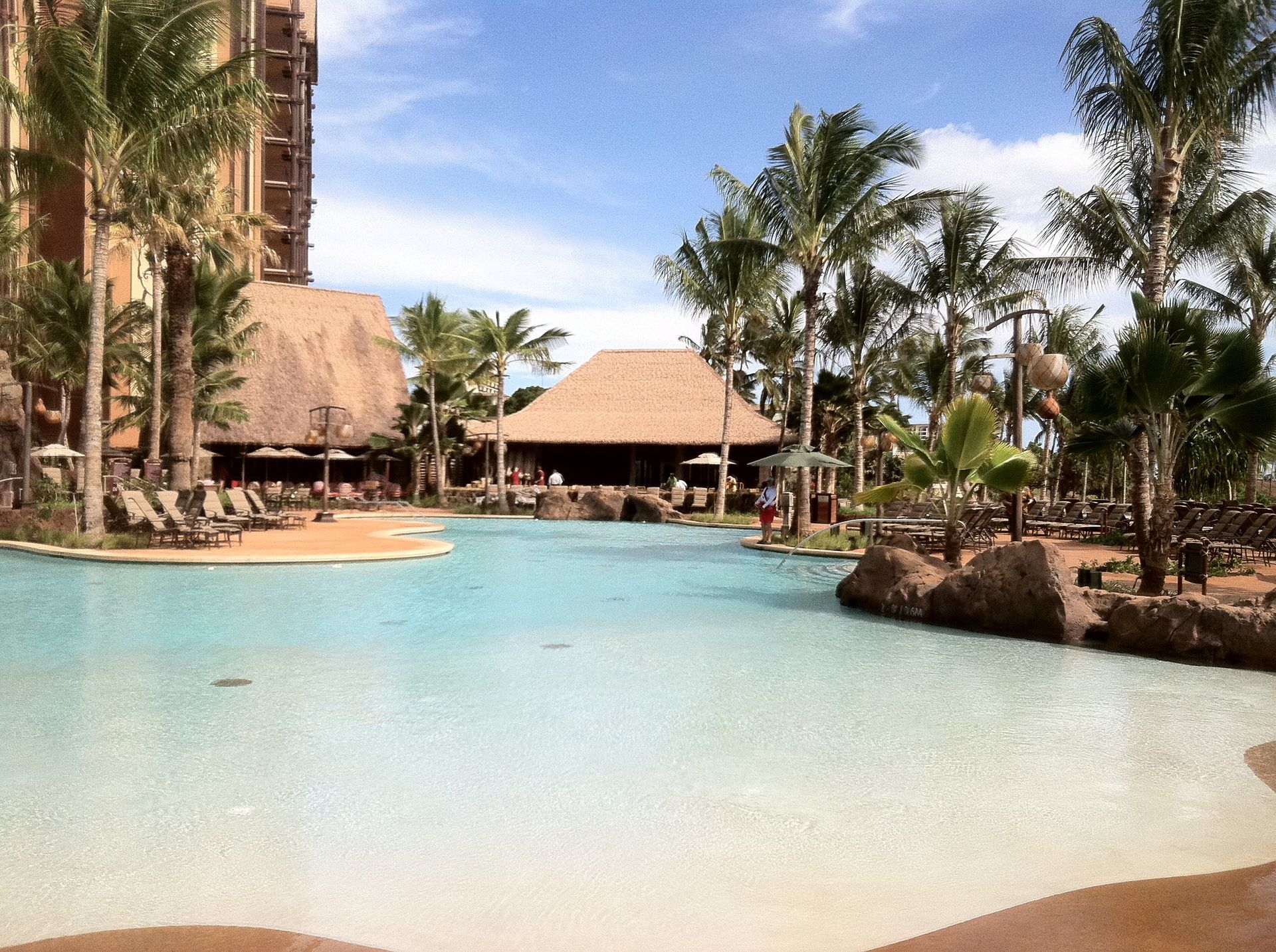 Retro Ambiance Pool Area in Resort  - Oahu HI - Pacific AquaScapes