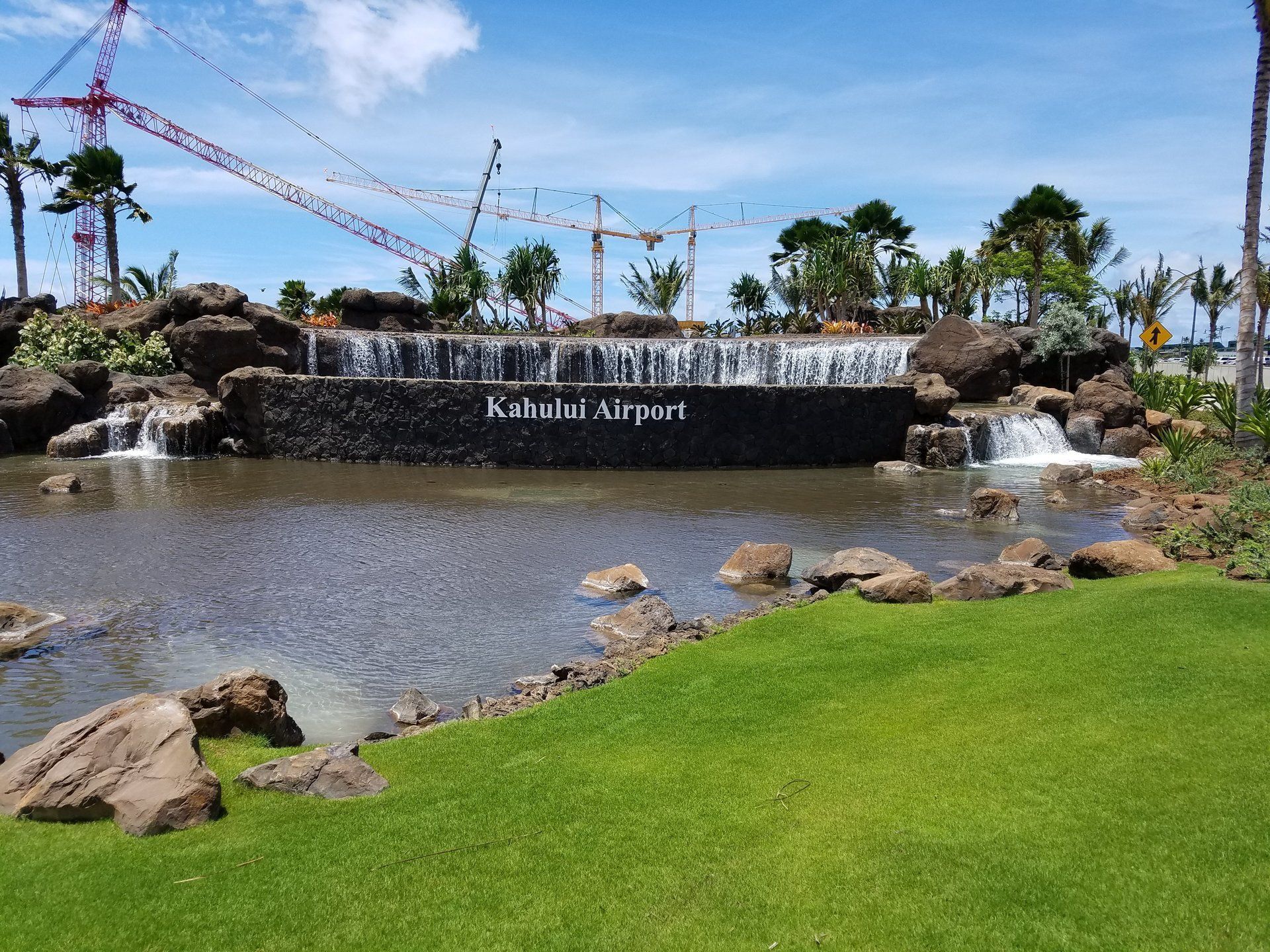Kahului Airport - Oahu HI - Pacific AquaScapes