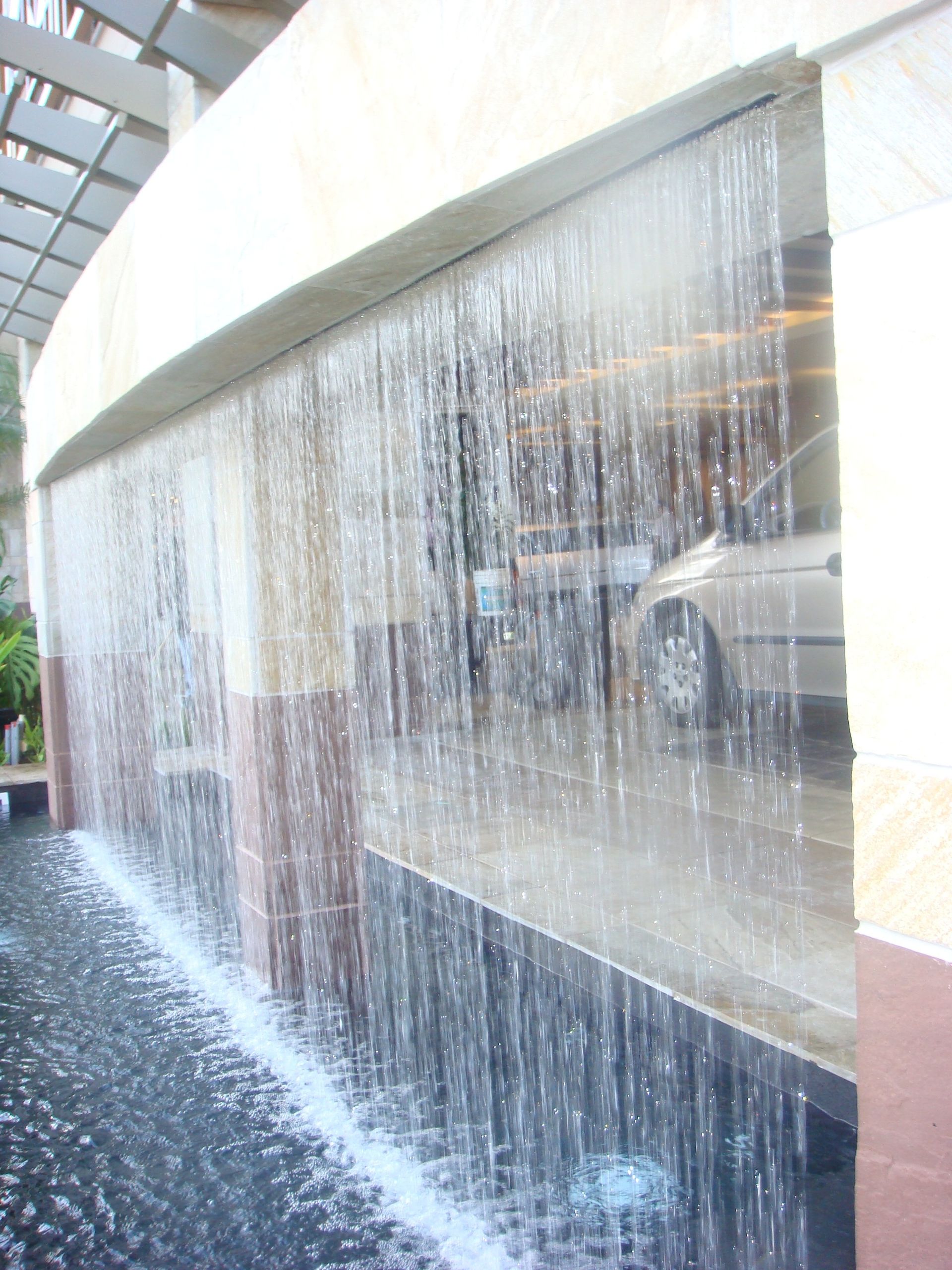 Waikiki Beach Walk Rain Curtain Oahu - Oahu HI - Pacific AquaScapes