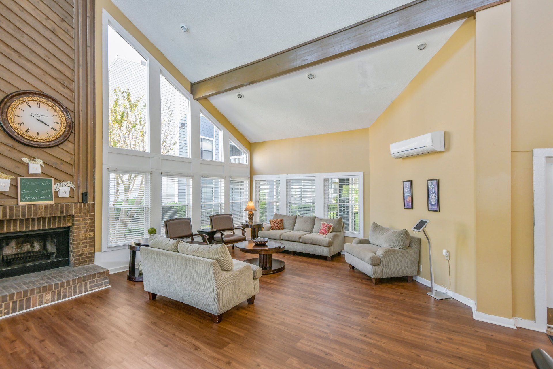 Clubhouse | Amber Lake Apartment Homes