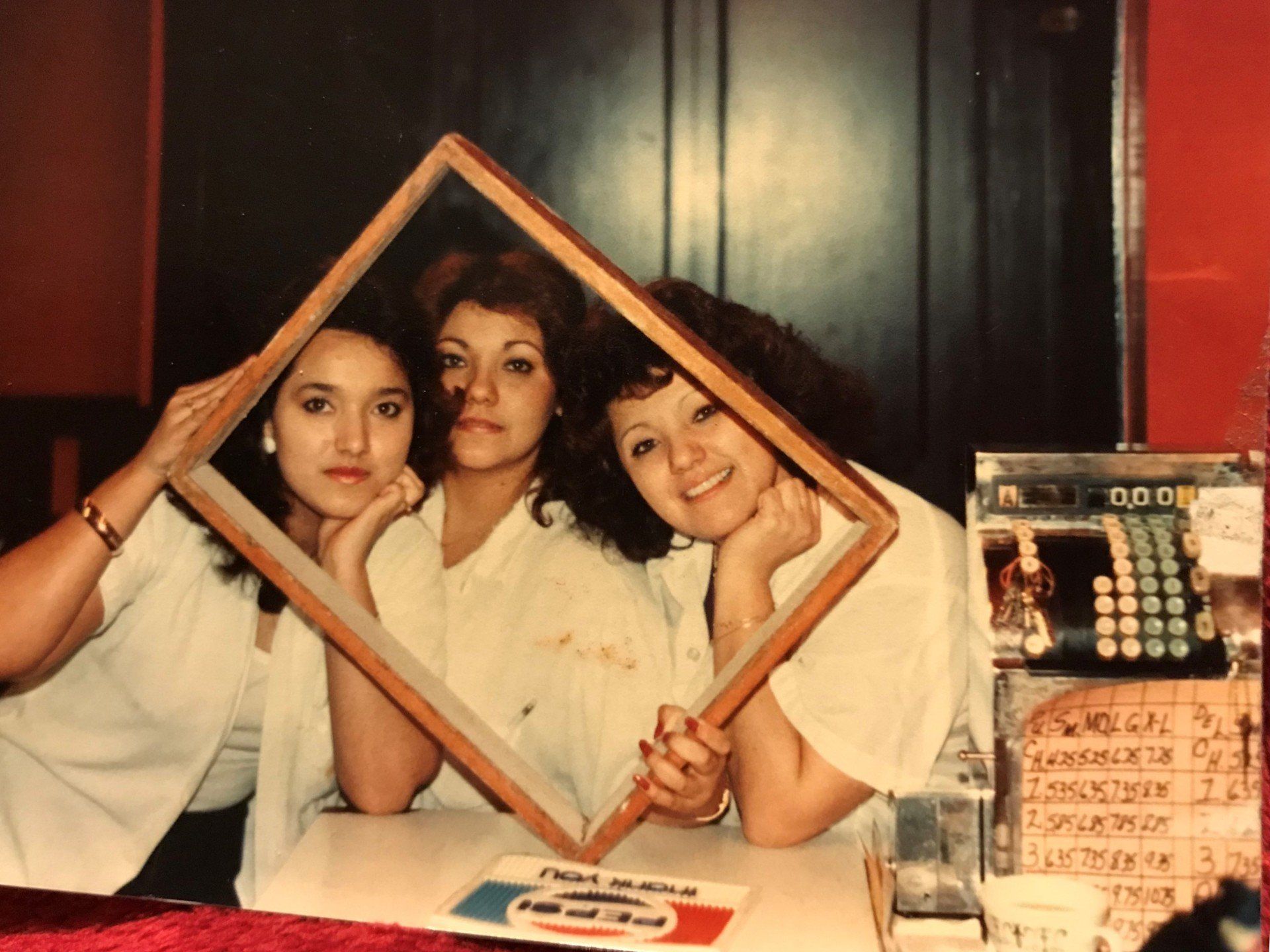 Local Authentic Pizzeria — Store Waitress in San Francisco, CA