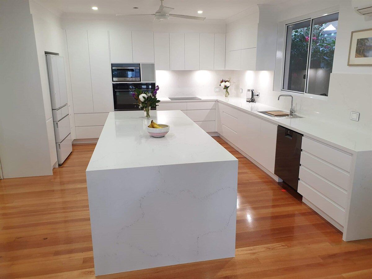 White Theme Kitchen — DMB Kitchens in Port Macquarie, NSW