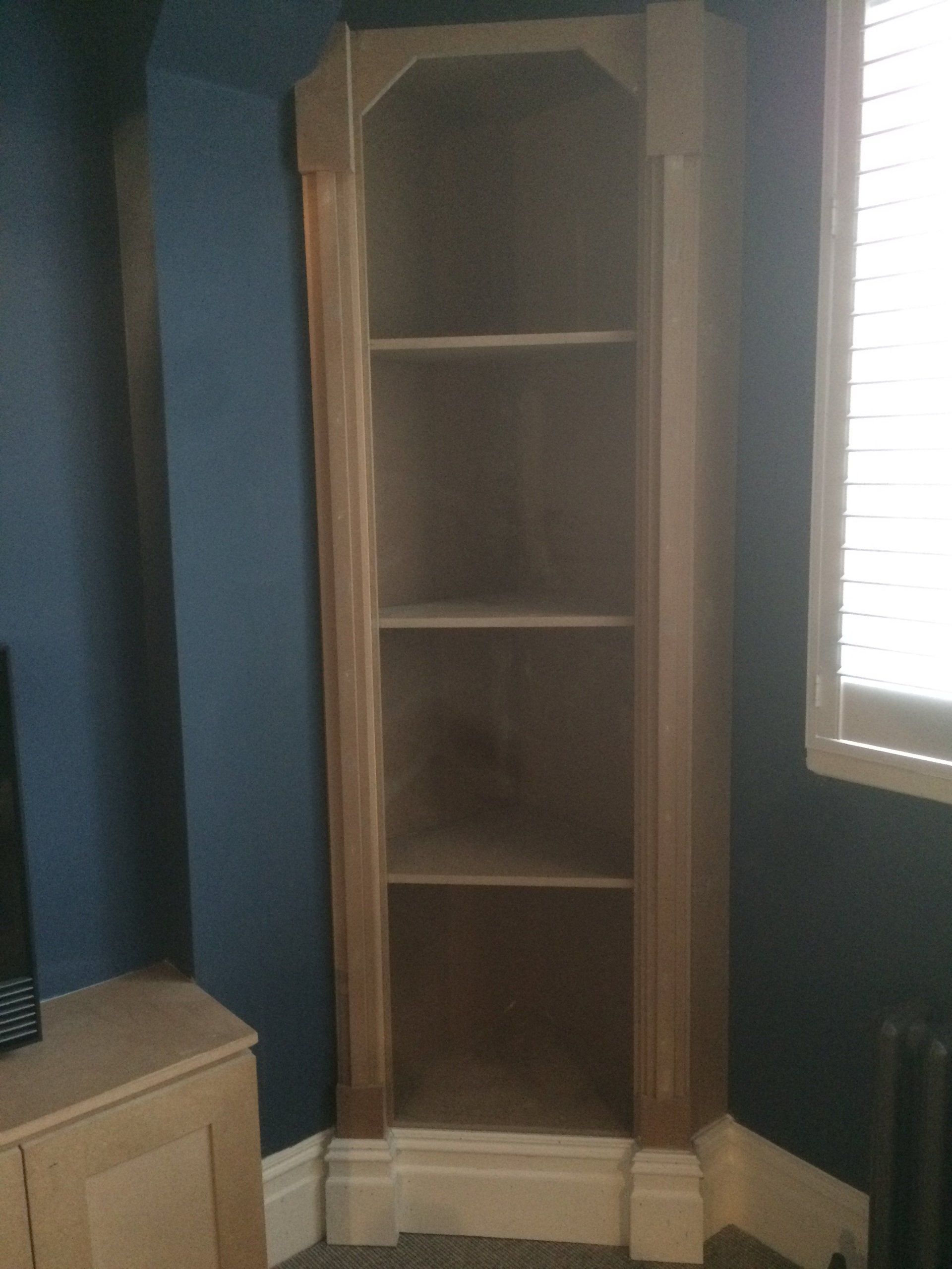 Fitted furniture 17