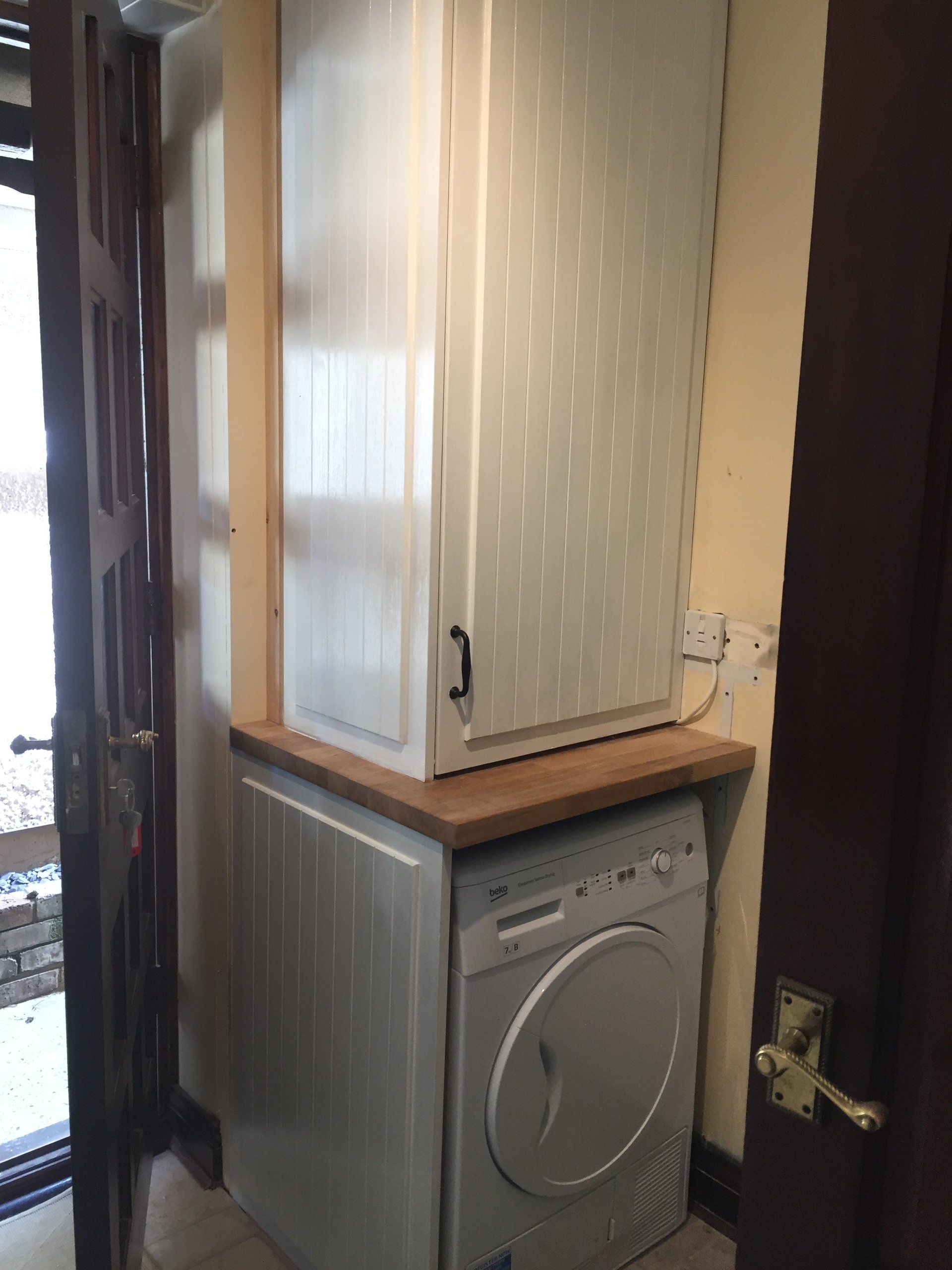 Fitted furniture 16