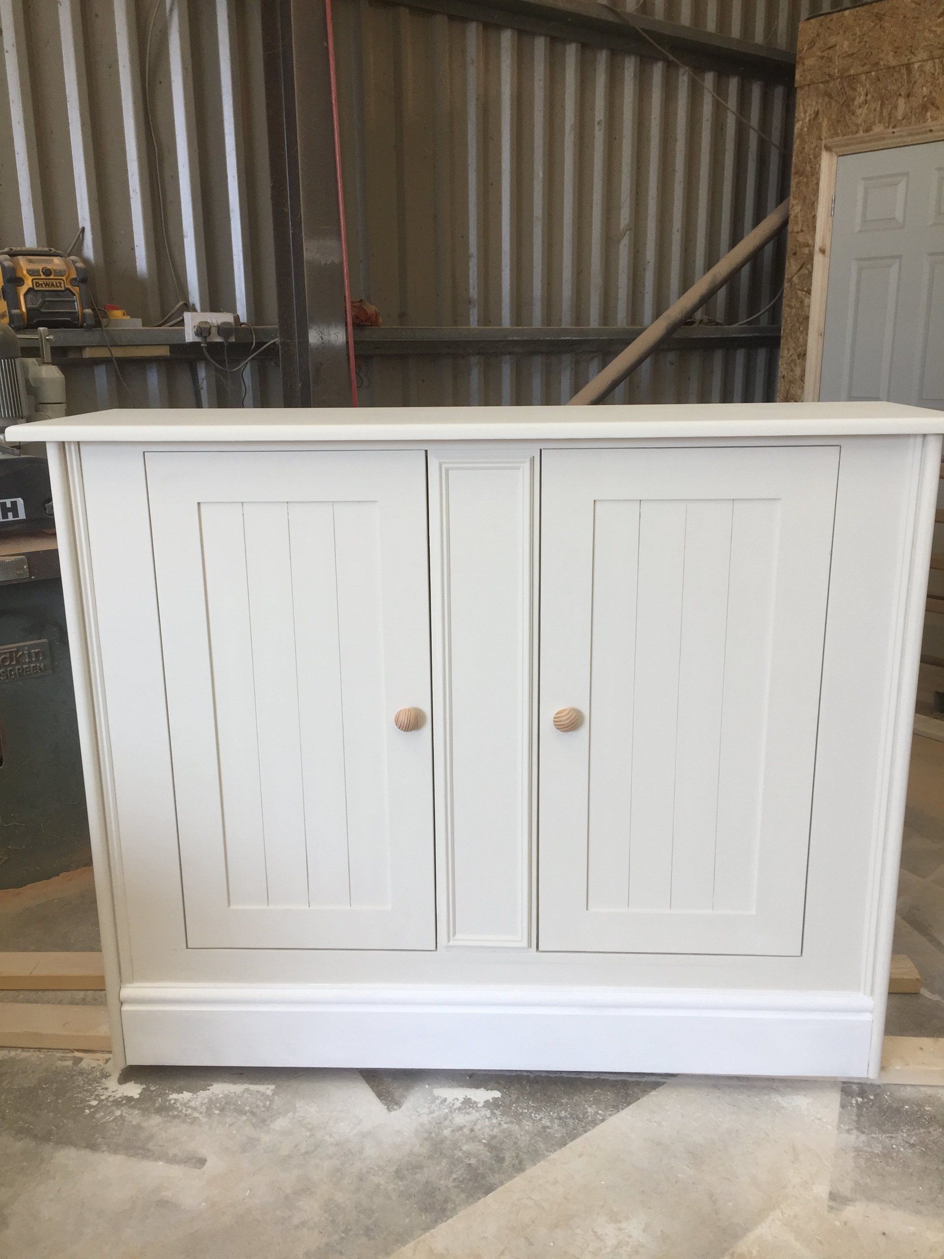 Fitted furniture 11