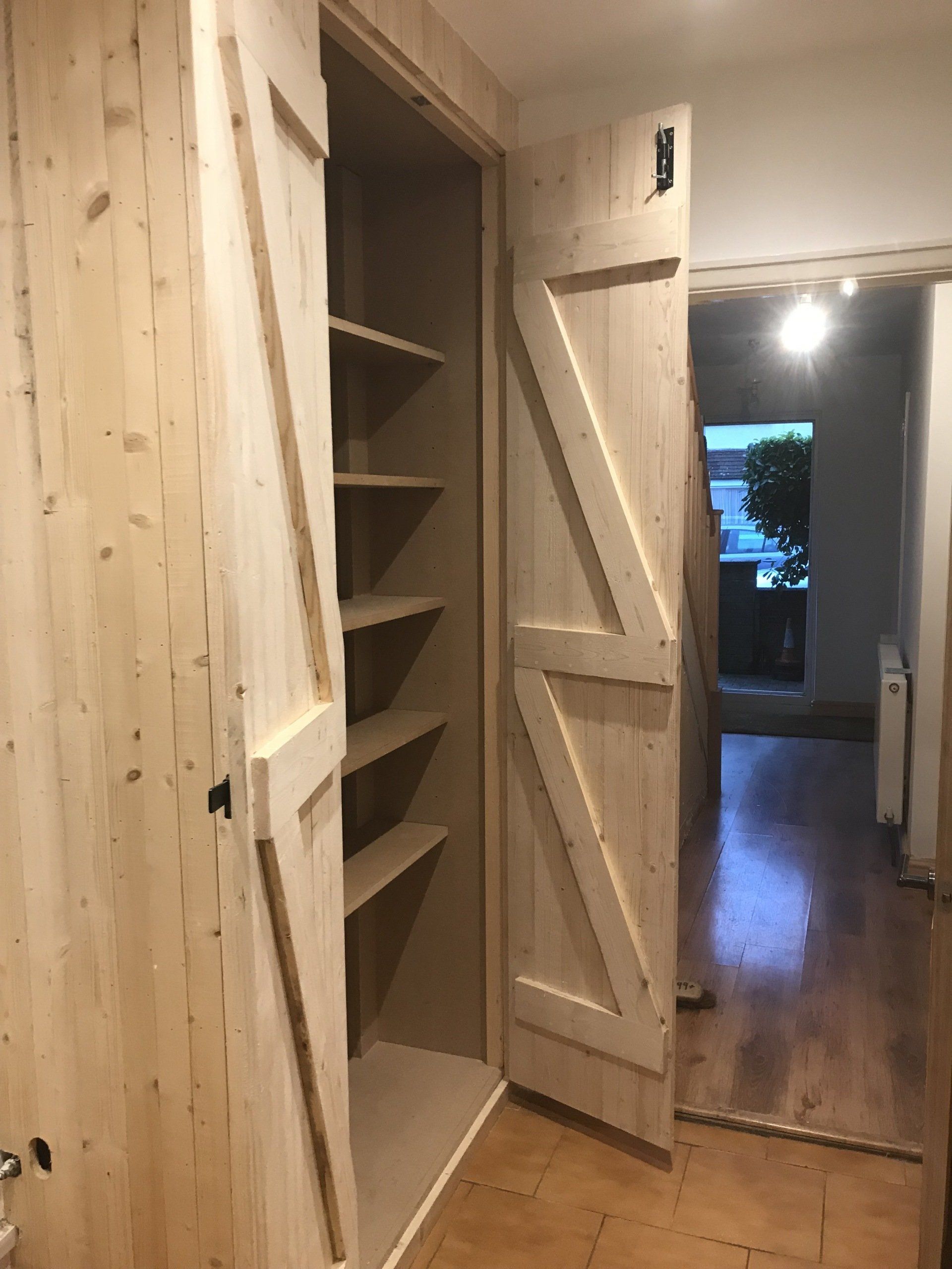 Fitted furniture 7