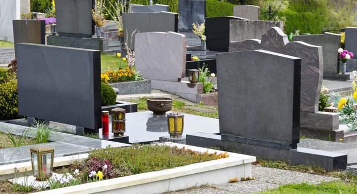 sepoltura in cimitero
