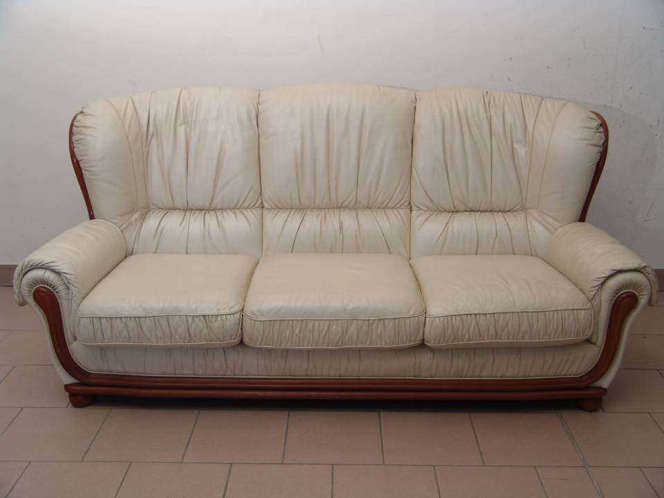 Trattamento rivestimenti in pelle