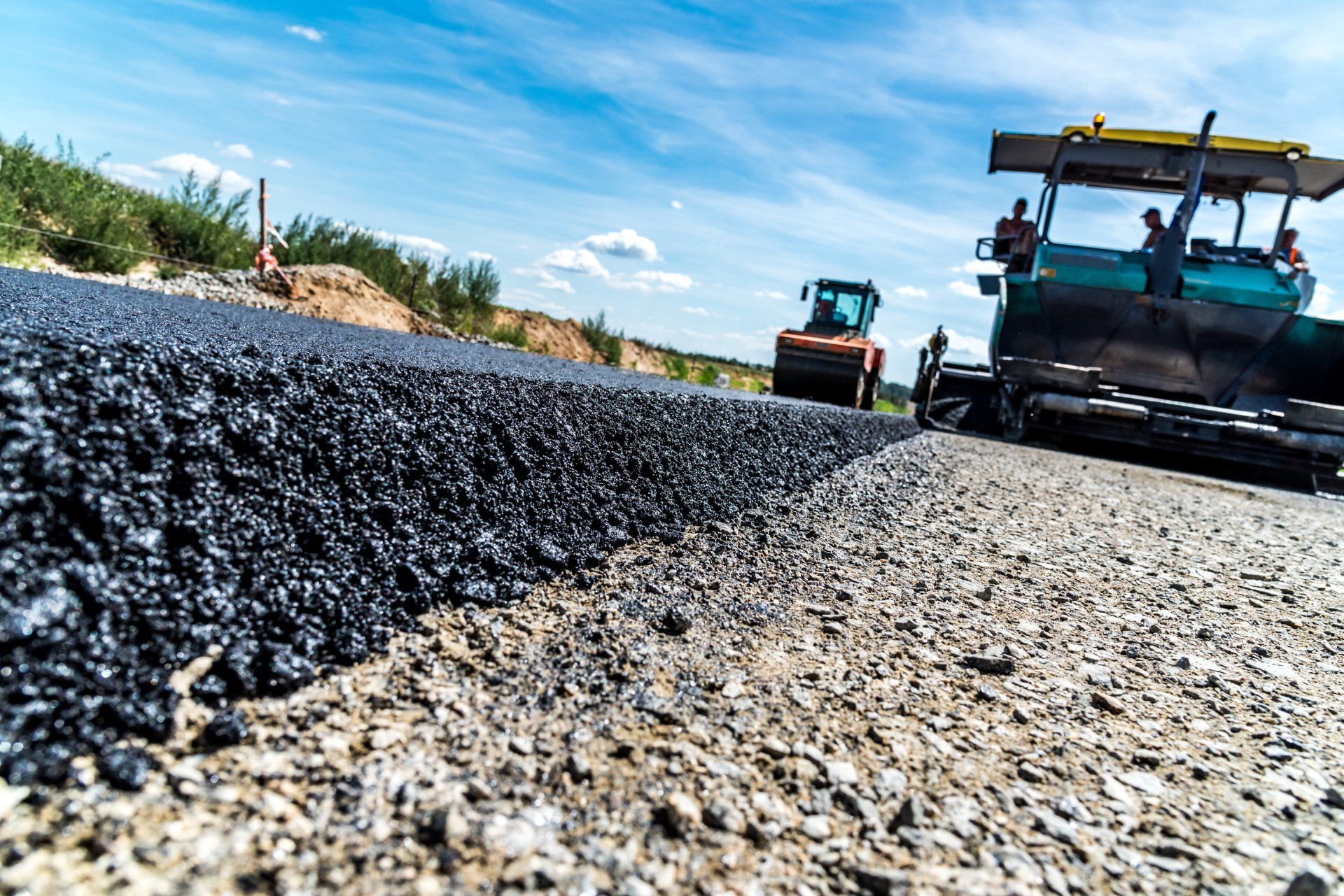 Equipos y Construcciones S.A. - Concreto para vías