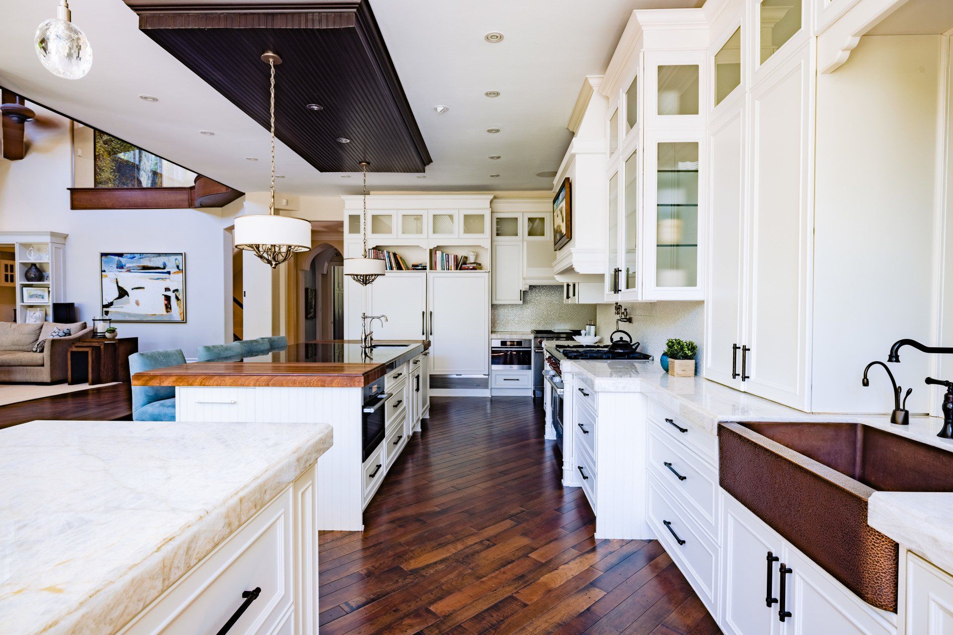custom hardwood floor, natural hardwood floor, luxury hardwood flooring, beautifully done interiors, toronto interior design, mississauga interior design, oakville interior design, lorne park interior design, luxury interior design