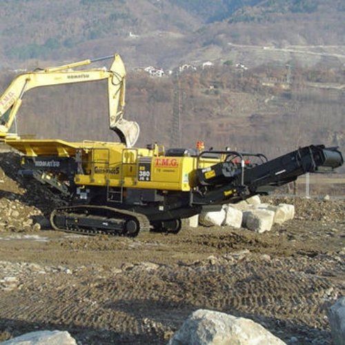Mobile crusher in motion