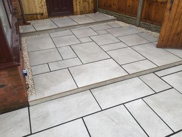 Porcelain paving 1