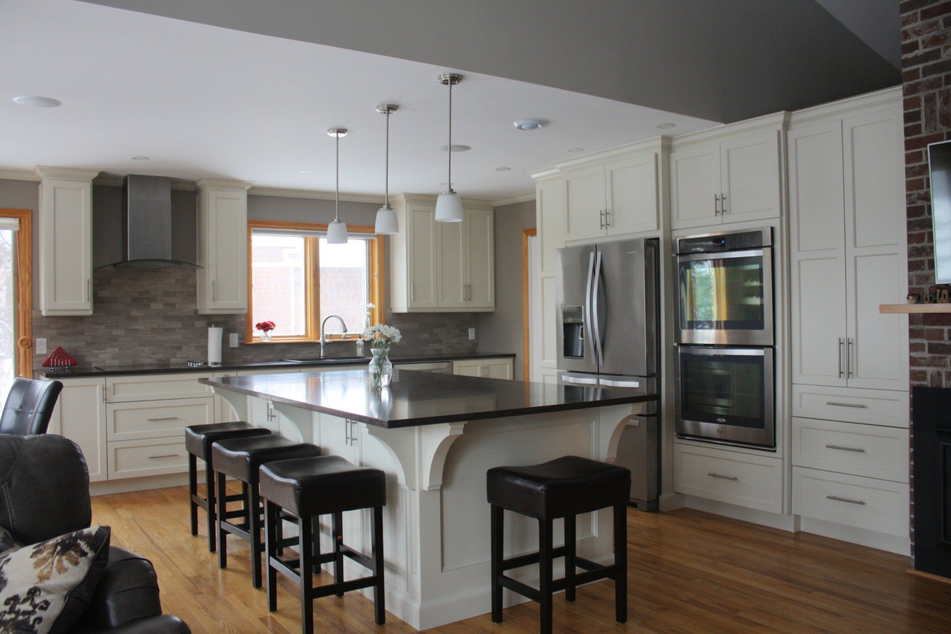 LISA TRANSITIONAL KITCHEN BY YOURSTYLE KITCHENS