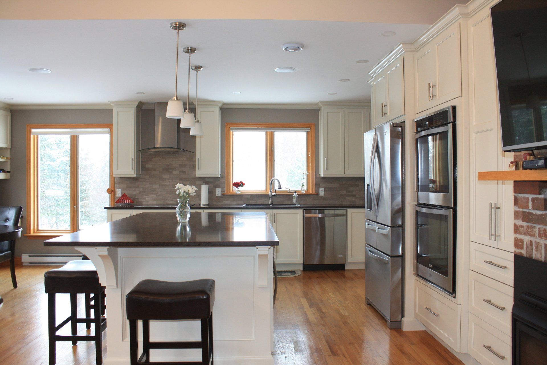 LISA TRANSITIONAL KITCHEN BY YOURSTYLE KITCHENS