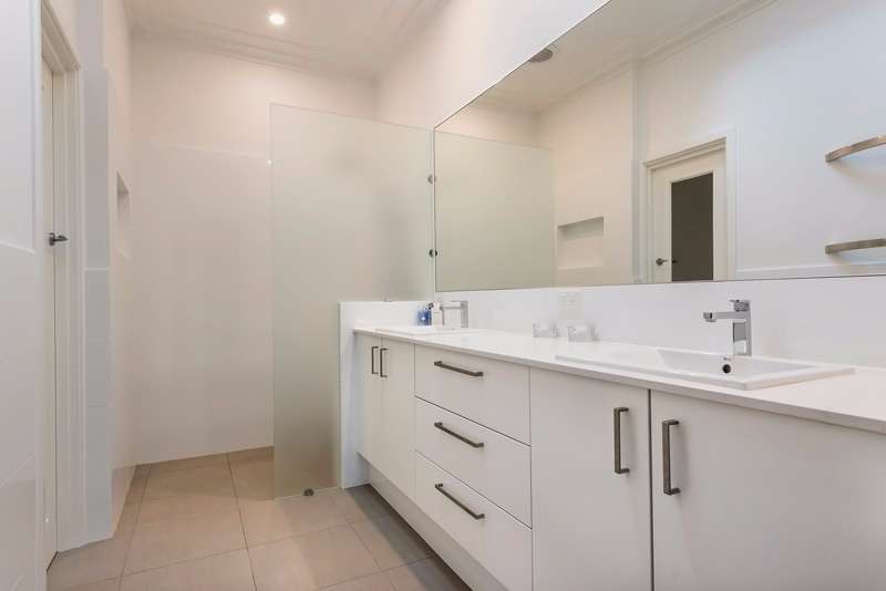 modern-bathroom 2