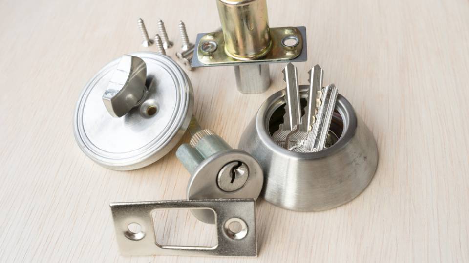 serrature e ricambi per porte e casseforti