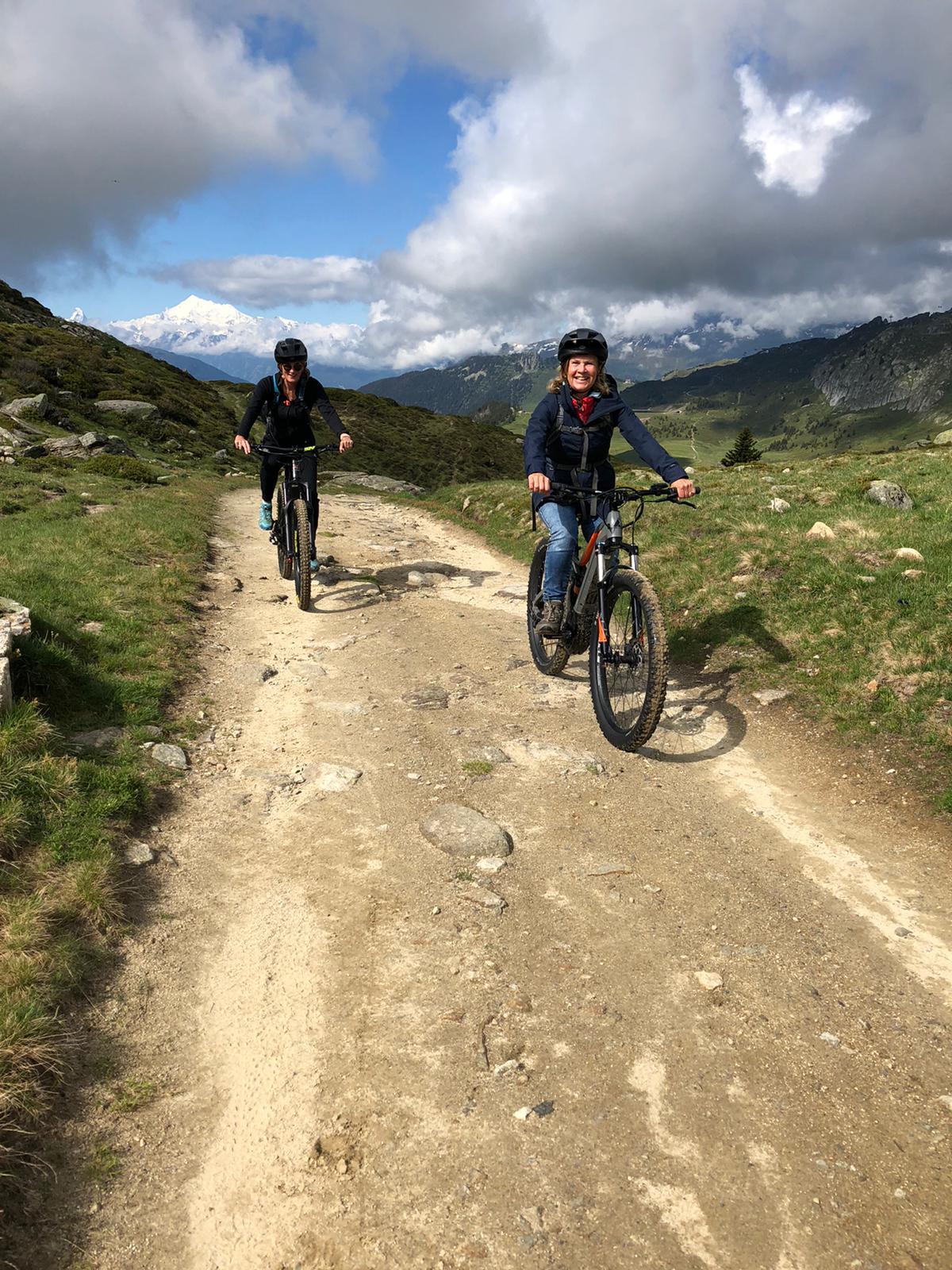 fietsen met ebikes in de bergen